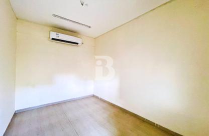 Labor Camp - Studio for rent in Al Muhaisnah 2 - Al Muhaisnah - Dubai