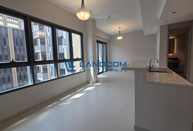 Spacious 1 BHK with Balcony | Near Gold Souk Metro