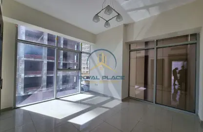 شقة - غرفة نوم - 2 حمامات للايجار في الازا 11 - دبي لاند - دبي