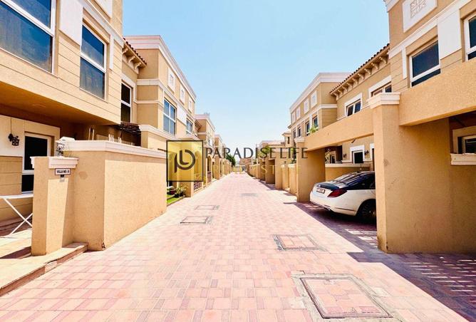 16013232 - Property Image 2