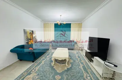 شقة - 2 غرف نوم - 3 حمامات للايجار في برج الثريا - التعاون - الشارقة