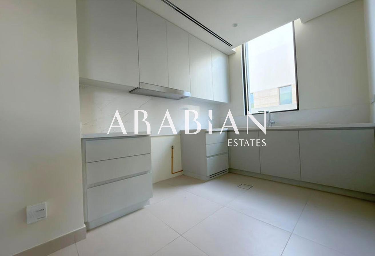 Brand New | Luxury Villa | Lagoon View photo 10