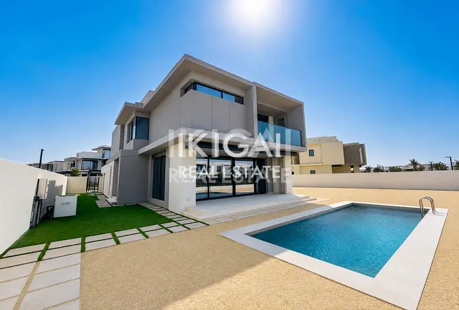 156905739 - Property Image 2