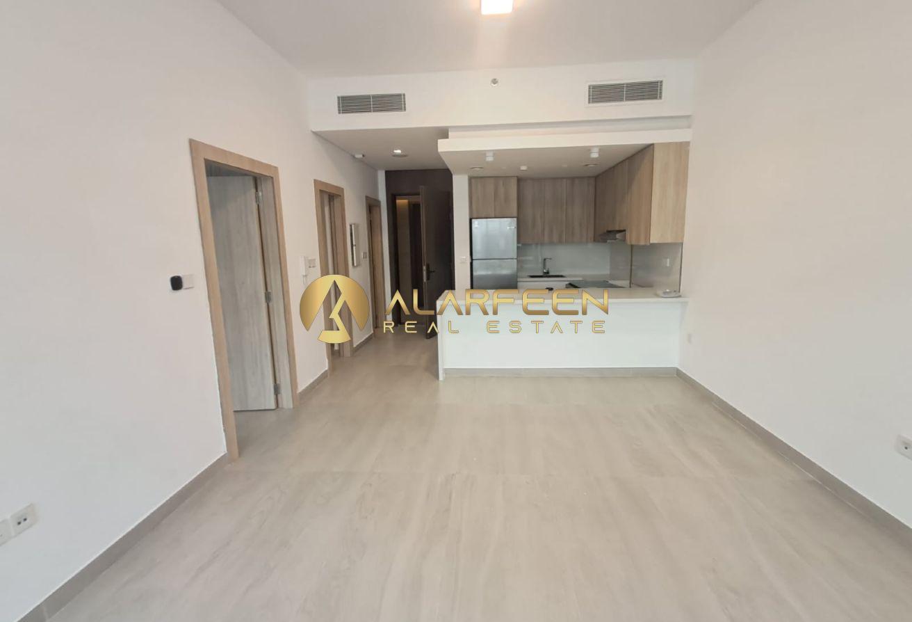 1BR Apartment | Karma Residence Liwan | Balcony photo 6