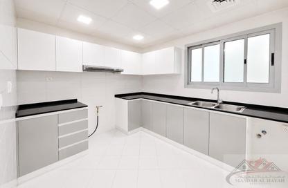 Apartment - 2 Bedrooms - 3 Bathrooms for rent in Muweileh Community - Muwaileh Commercial - Sharjah