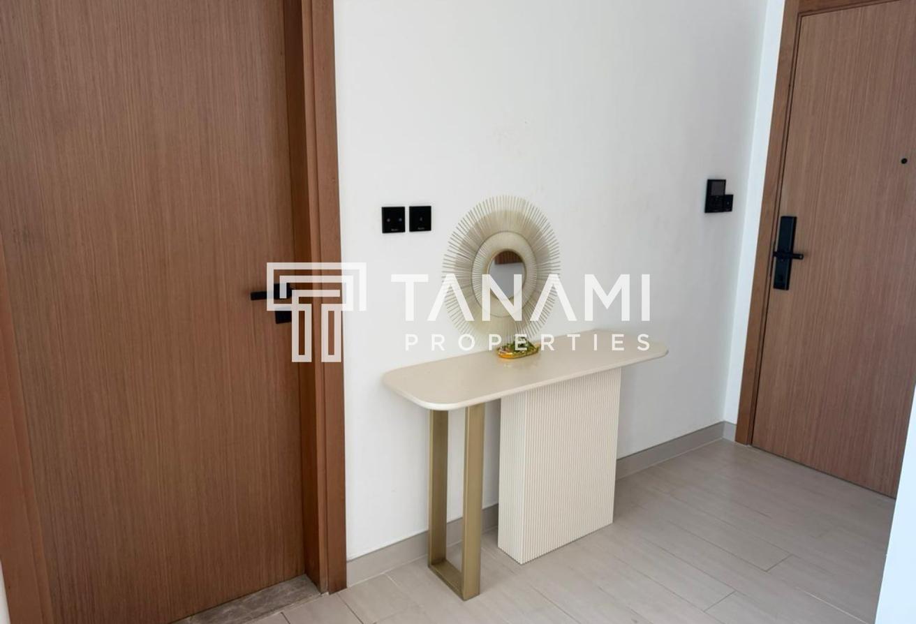 Fully Furnished | Spacious Layout | Ready to Move photo 7