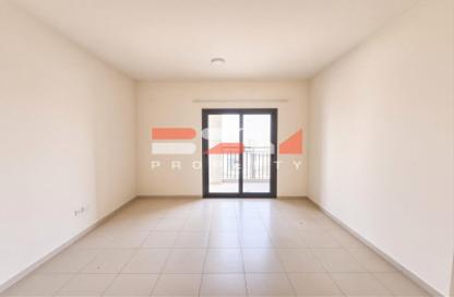 Apartment - 2 Bedrooms - 2 Bathrooms for rent in Hayat Boulevard 2A - Hayat Boulevard 2 - Hayat Boulevard - Town Square - Dubai