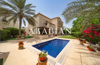 فيلا - 4 غرف نوم - 5 حمامات للايجار في قاعة الإحتفالات - طراز أوروبي - جزر الجميرا - دبي