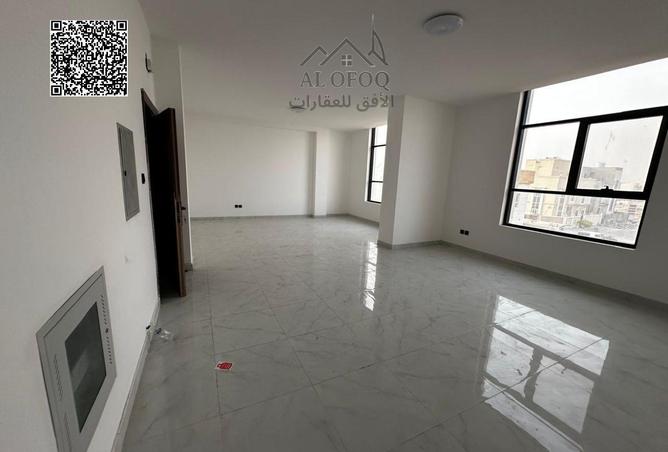 127923417 - Property Image 3