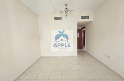 Apartment - 1 Bedroom - 2 Bathrooms for rent in Muwailih Building - Muwaileh - Sharjah