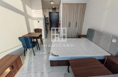 Apartment - Studio - 1 for rent in The Gate - Masdar City - Abu Dhabi