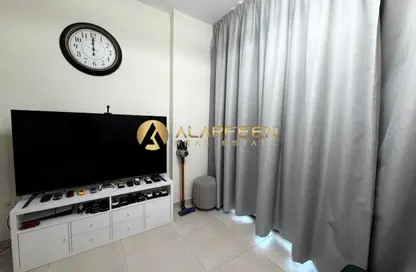 Apartment - 1 Bedroom - 2 Bathrooms for rent in Central Park Tower - District 12 - Jumeirah Village Circle - Dubai