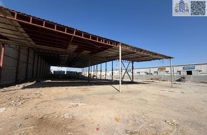 Warehouse - Studio - 2 Bathrooms for rent in Umm Dir - Umm Al Quwain
