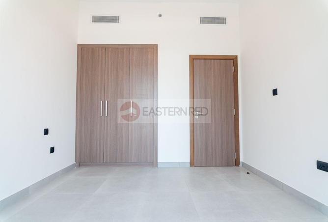 LOWEST PRICE IN THE MARKET - DEWA ONLY - BOOK NOW! photo 3