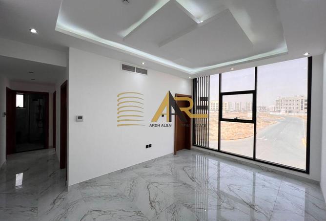 140593937 - Property Image 2