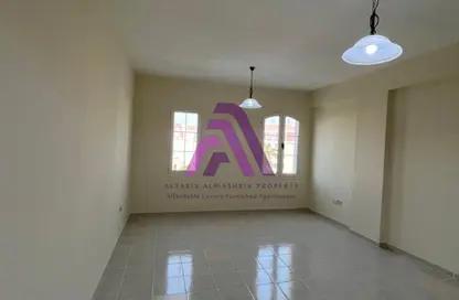 Apartment - 1 Bathroom for rent in Building R13 - France Cluster - International City - Dubai