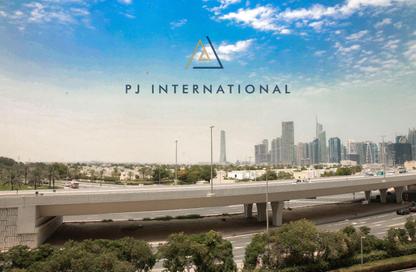 Apartment - 2 Bedrooms - 3 Bathrooms for sale in Vida Residence 3  and  4 - Vida Residence - The Hills - Dubai