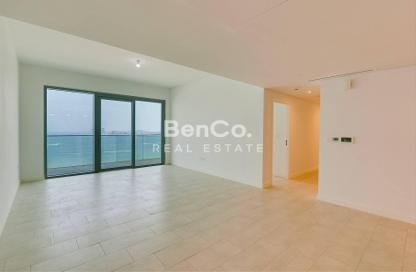 Apartment - 2 Bedrooms - 2 Bathrooms for rent in La Vie - Jumeirah Beach Residence - Dubai