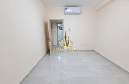 Apartment - 2 Bedrooms - 2 Bathrooms for rent in Street 64 - Al Nahda - Sharjah