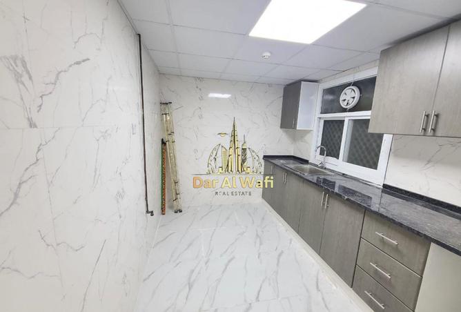 73112973 - Property Image 3