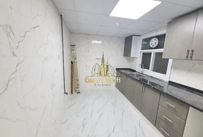 73112973 - Property Image 3