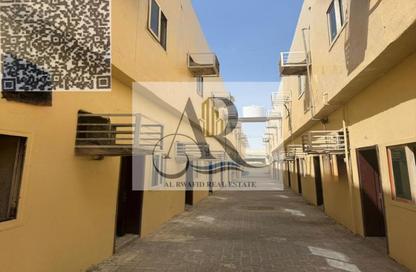 سكن عمال - استوديو - 8 حمامات للايجار في المنطقة الصناعية رقم 6 - المنطقة الصناعية بالشارقة - الشارقة سكن عمال - استوديو - 8 حمامات للايجار في المنطقة الصناعية رقم 6 - المنطقة الصناعية بالشارقة - الشارقة