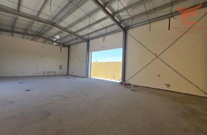 Warehouse - Studio for rent in Seih Al Bana - Ras Al Khaimah