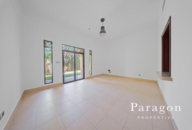 91825889 - Property Main Image