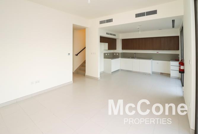 3-bed townhouse in Parkside 2 — photo 2