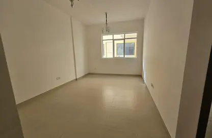 Apartment - 1 Bedroom - 2 Bathrooms for rent in Al Ameera Village - Ajman