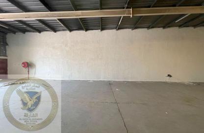 Warehouse - Studio - 1 Bathroom for rent in Industrial Building 13 - Industrial Area 13 - Sharjah Industrial Area - Sharjah Warehouse - Studio - 1 Bathroom for rent in Industrial Building 13 - Industrial Area 13 - Sharjah Industrial Area - Sharjah