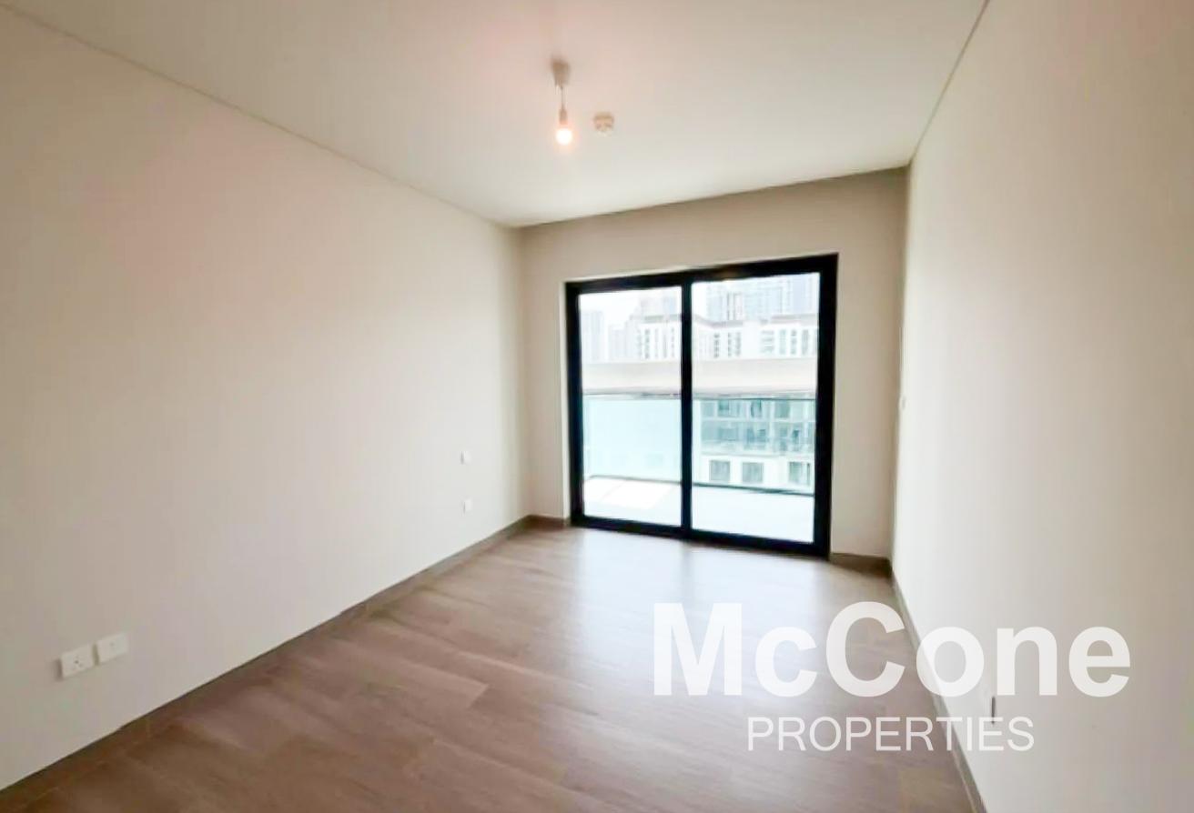 Spacious Layout | Fully Furnished | Available Sep photo 11