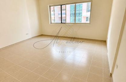 Apartment - 1 Bedroom - 1 Bathroom for rent in The Gardens Buildings - The Gardens - Dubai