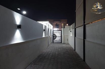 Villa - 4 Bedrooms - 5 Bathrooms for rent in Al Rawda 3 Villas - Al Rawda 3 - Al Rawda - Ajman