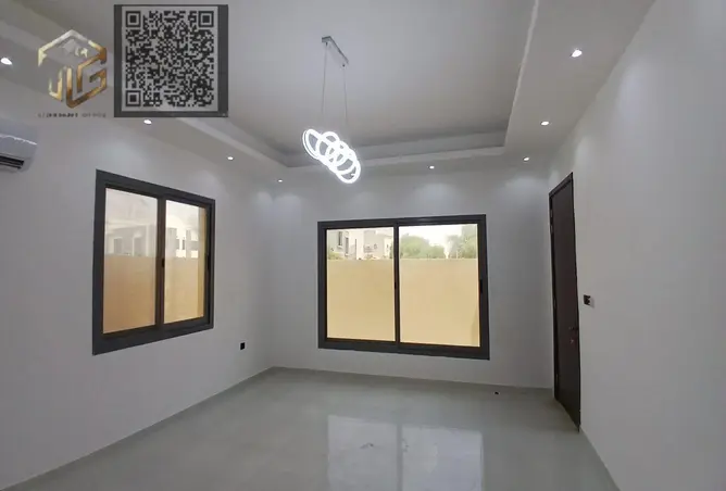 127923957 - Property Image 2