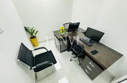 Office Space - Studio - 1 Bathroom for rent in Reem Residency - Al Karama - Dubai