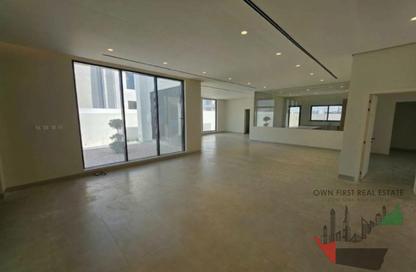 Villa - 3 - 5 for rent in Mushrif Village - Mirdif - Dubai