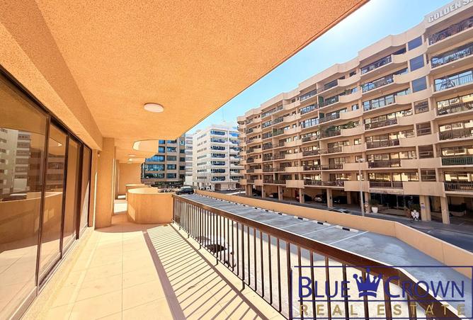 Water Free With Stunning Skyline View Prime Locati