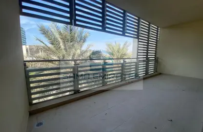 تاون هاوس - 4 غرف نوم - 5 حمامات للايجار في المنيرة تاونهاوس - المنيرة - شاطئ الراحة - أبوظبي تاون هاوس - 4 غرف نوم - 5 حمامات للايجار في المنيرة تاونهاوس - المنيرة - شاطئ الراحة - أبوظبي