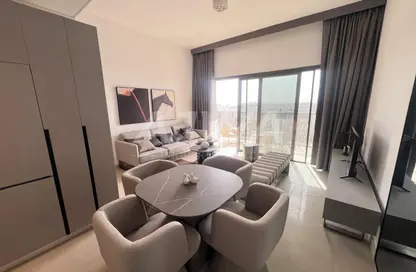 شقة - غرفة نوم - 2 حمامات للايجار في ماج 970 - ماج سيتي - مدينة الشيخ محمد بن راشد - دبي