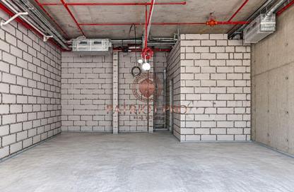 Shop - Studio for rent in Pantheon Elysee Heights - District 12 - Jumeirah Village Circle - Dubai