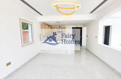 Villa - 2 Bedrooms - 4 Bathrooms for rent in District 16L - Jumeirah Village Circle - Dubai