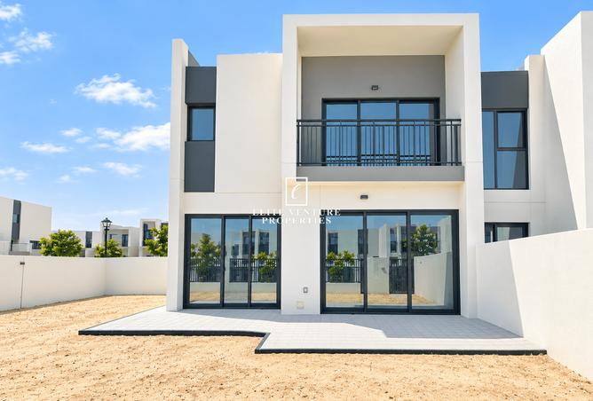 CORNER 4BHK-TH | PERFECT FOR COMFORTABLE LIVING