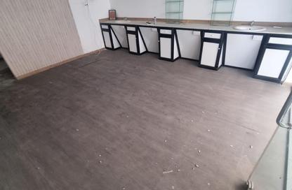 Shop - Studio - 1 Bathroom for rent in Abu shagara Building 2 - Budaniq - Al Qasimia - Sharjah