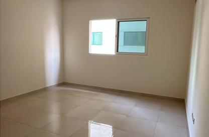 Apartment - 2 Bedrooms - 2 Bathrooms for rent in Queen Tower - Al Qasba - Sharjah