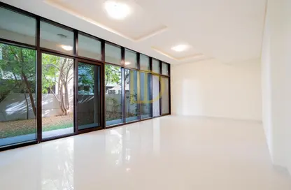 Townhouse - 3 Bedrooms - 4 Bathrooms for rent in Rochester - The Park Villas - Damac Hills - Dubai Townhouse - 3 Bedrooms - 4 Bathrooms for rent in Rochester - The Park Villas - Damac Hills - Dubai