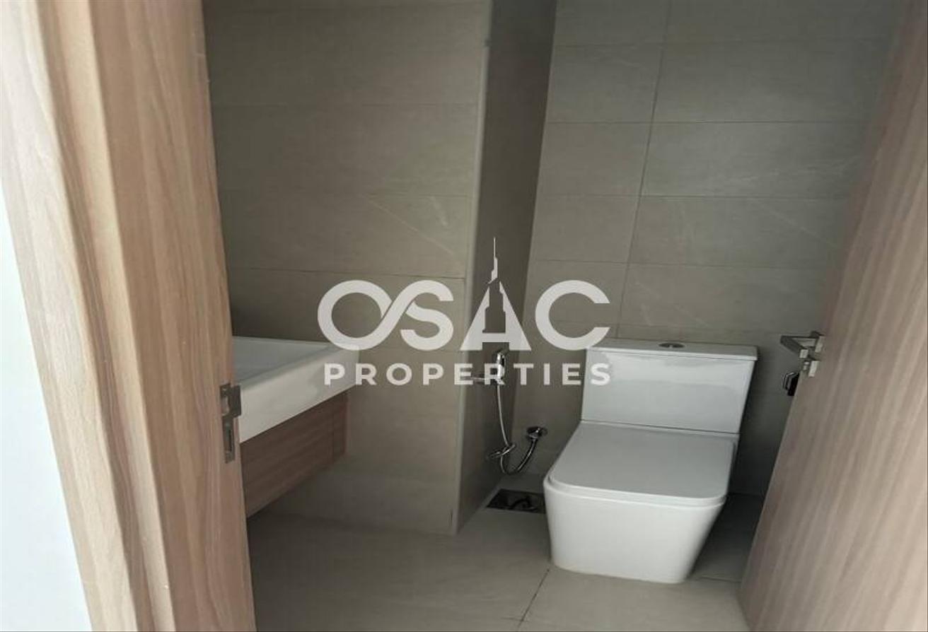 STUDIO APARTMENT | HIGH FLOOR | UNFURNISHED photo 8