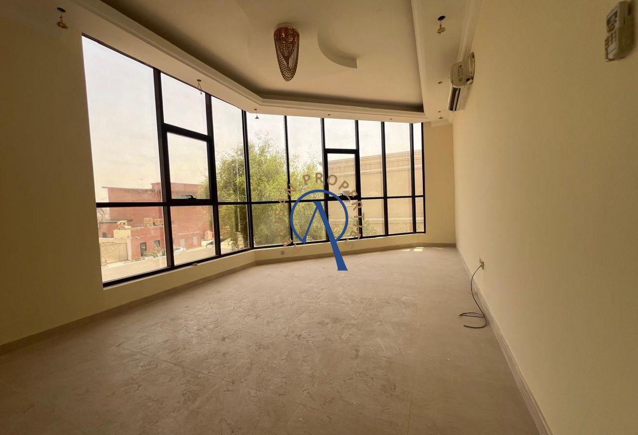 SPACIOUS 4BR VILLA| PRIME LOCATION photo 5