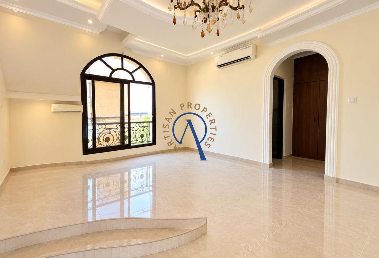 SPACIOUS 4BR VILLA| PRIME LOCATION photo 8