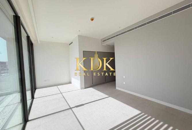 98271379 - Property Image 2